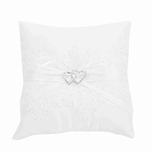 Coussin pour alliances de mariage en satin ivoire avec dentelle florale